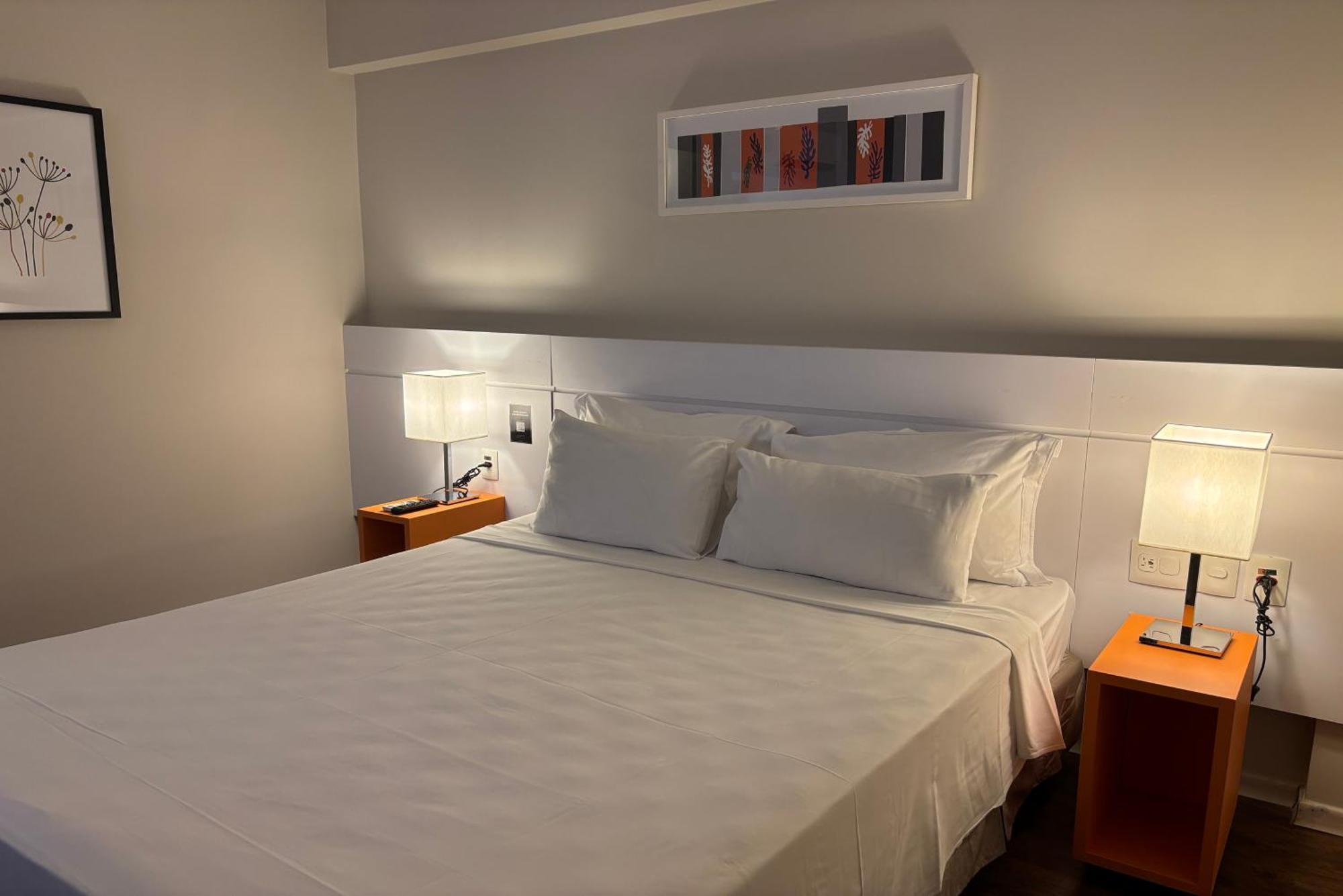 Standard Double Room with Queen Bed,1706900348:JPEG