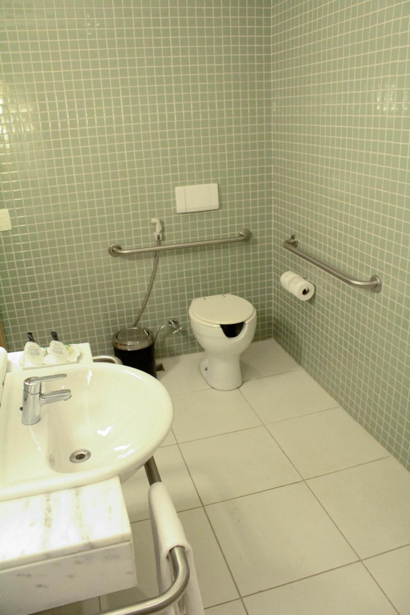 Twin Room Disability Access