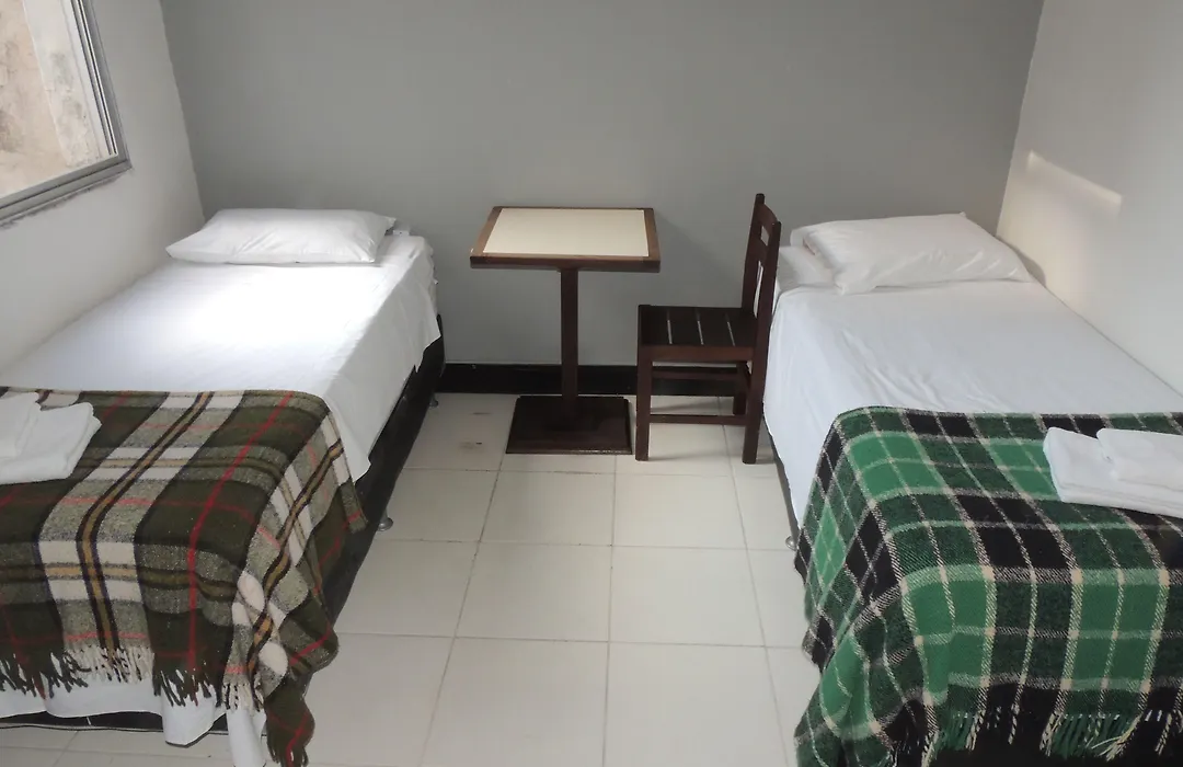 Hotel Economy 888 - Próximo a Praça da Estação e Rodoviária-1
